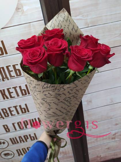 Хит из красных роз